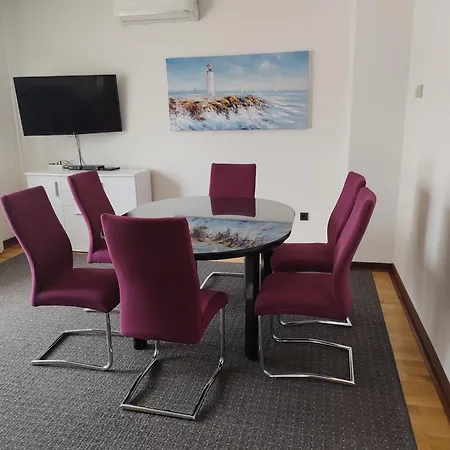 Petra Апартаменты Трогир