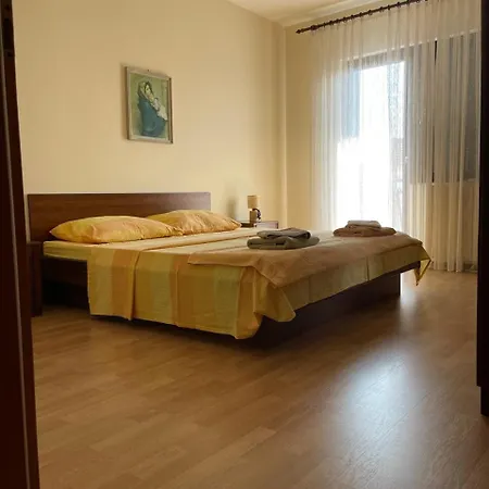 Apartment Petra *