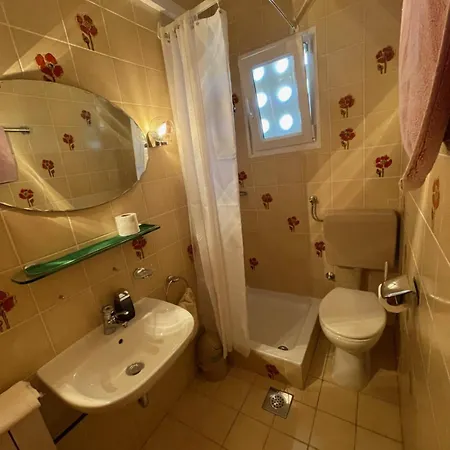 Petra Apartman *